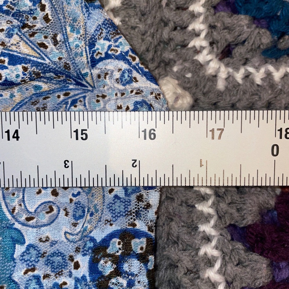 Dressbarn Womens Blue Paisley Mesh Ruffle Tank Top Hook & Eye Front Size Medium - Picture 8 of 9
